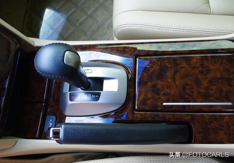 2010款雅阁2.4l内饰,2009款本田雅阁2.4试驾视频