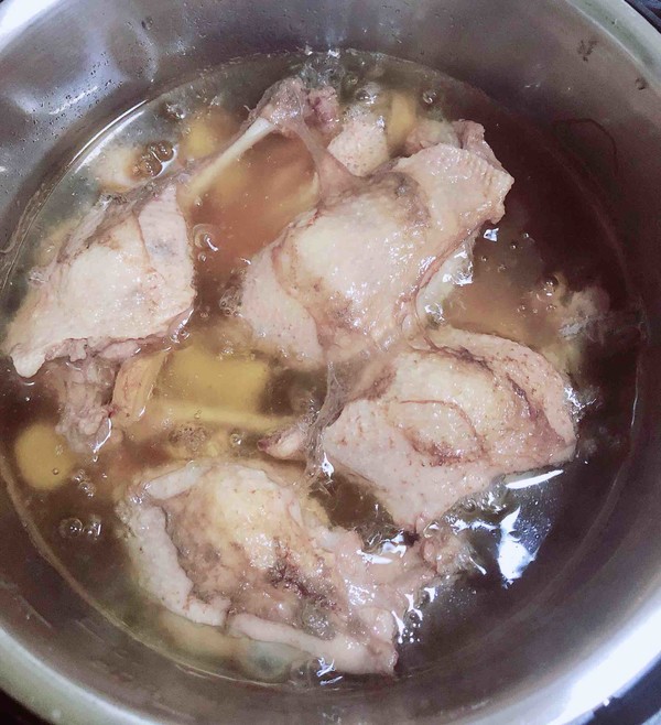 老鸭汤怎么炖好喝营养又美味,老鸭汤怎么炖好喝营养又简单