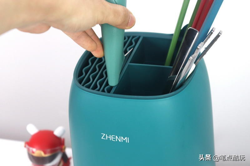 身为刀架筷笼，容不得藏污养菌！臻米K2刀叉筷子消毒机体验