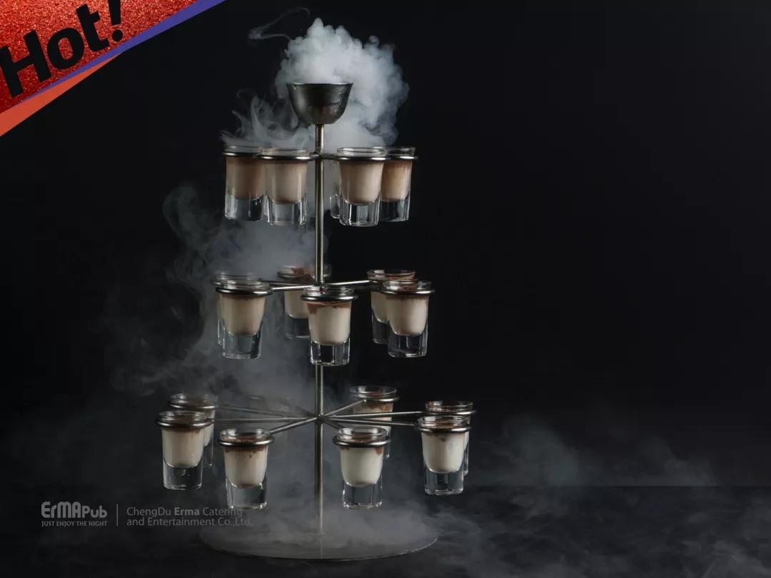 南宁夜景网红打卡鸡尾酒酒吧,超燃酒吧南宁