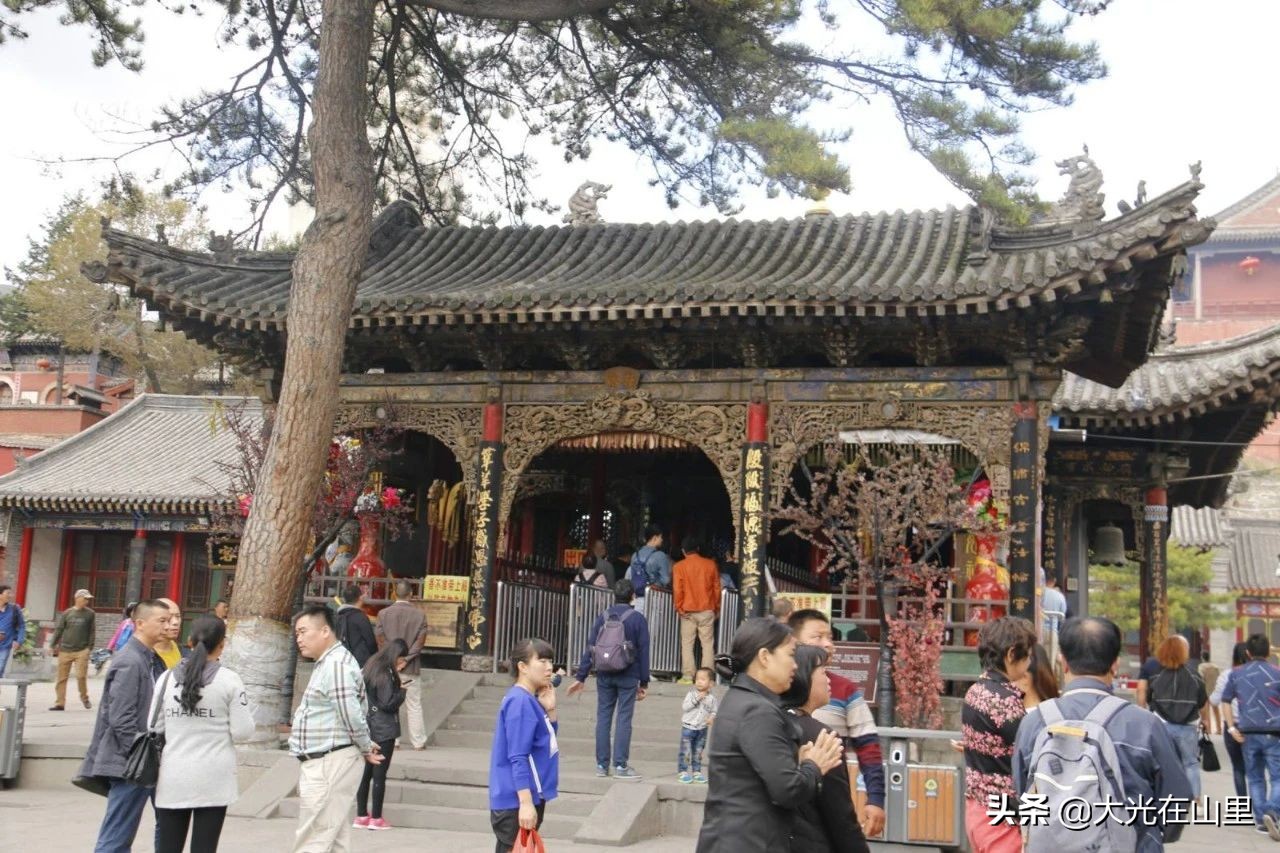 五台山必去的5个寺庙,五台山最值得去的3个寺庙