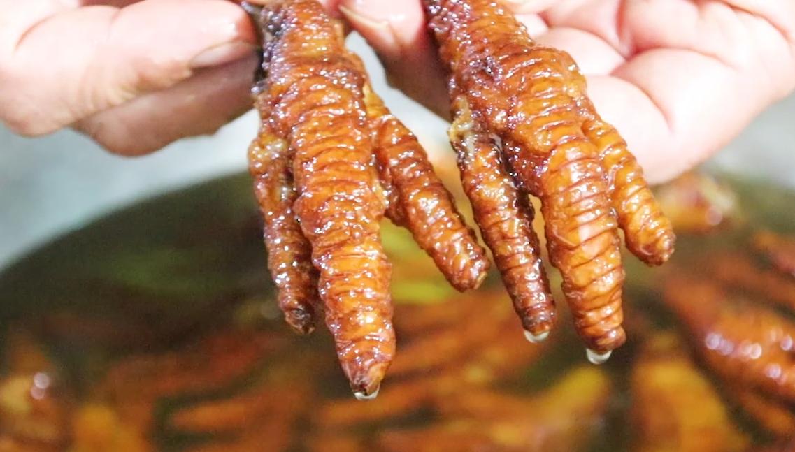 鸡爪好吃做法加卤料,鸡爪好吃的做法和配料