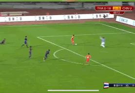 足球不可思议的空门不进,中国足球球门踢不进