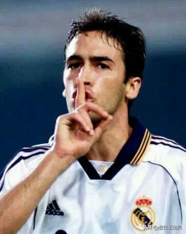 足球场上的那些激动人心的时刻,足球场上令人为之动容的时刻