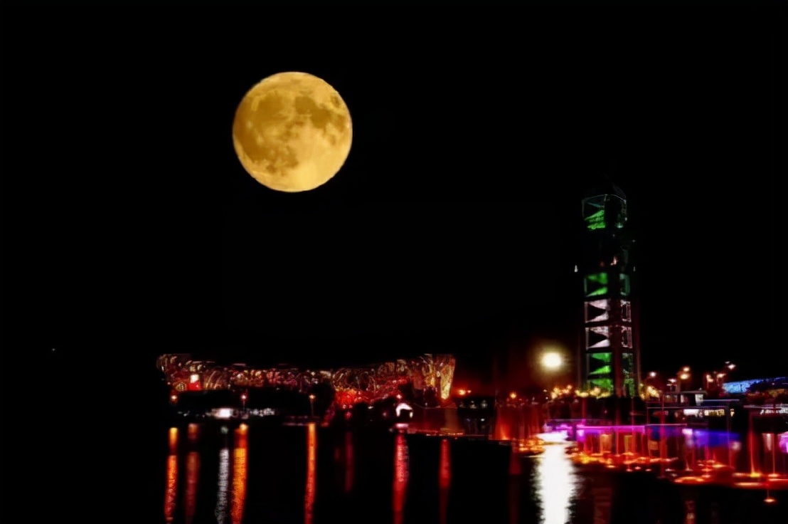 央视boys合体献唱平凡之路,boys唱平凡之路