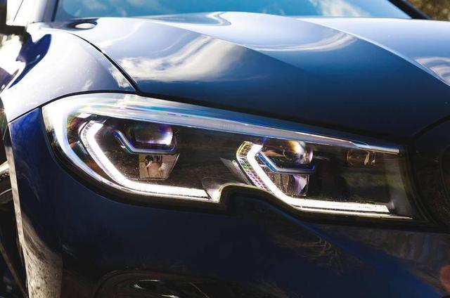 宝马5232.5排量油耗是多少,宝马3系四驱动力怎么样