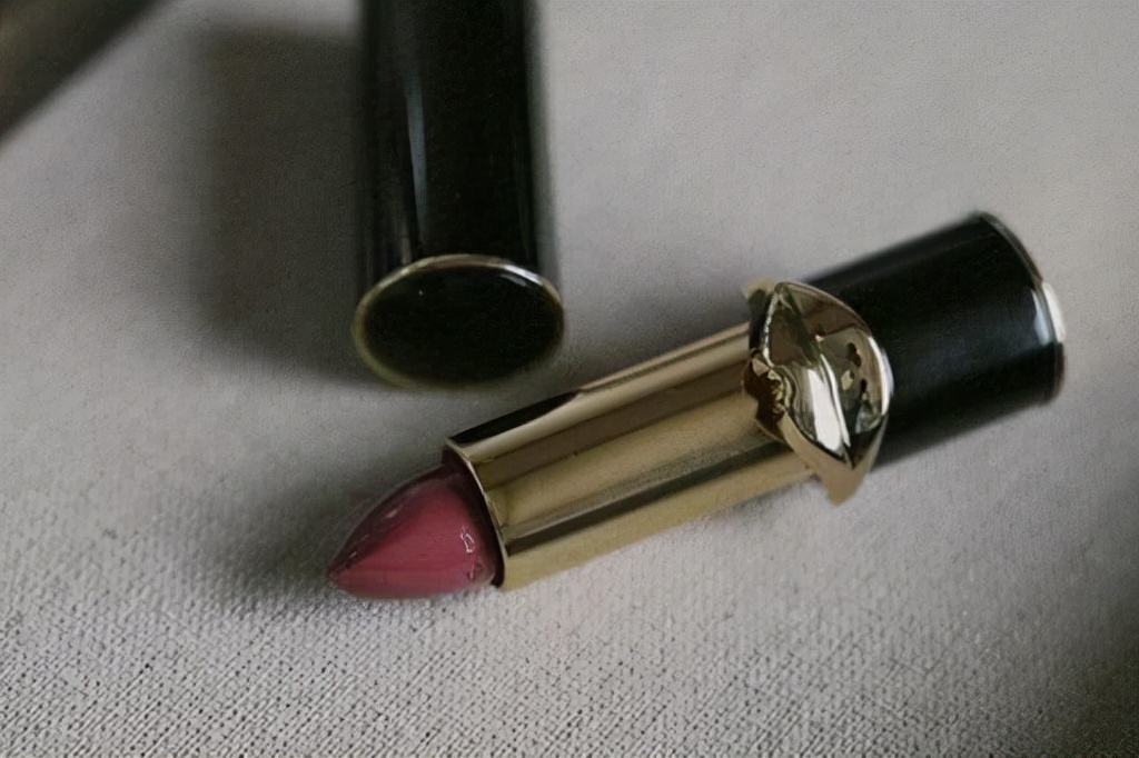 口红推荐黄皮显白显气色,黄黑皮涂什么口红显白平价