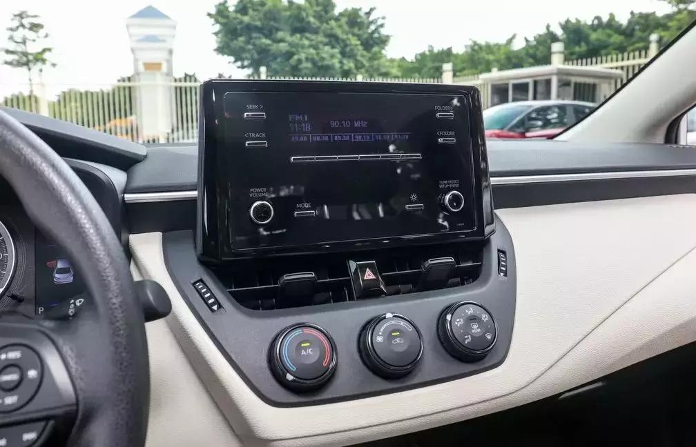 卡罗拉和经典轩逸雷凌哪个值得买,卡罗拉雷凌和轩逸经典哪个值得买