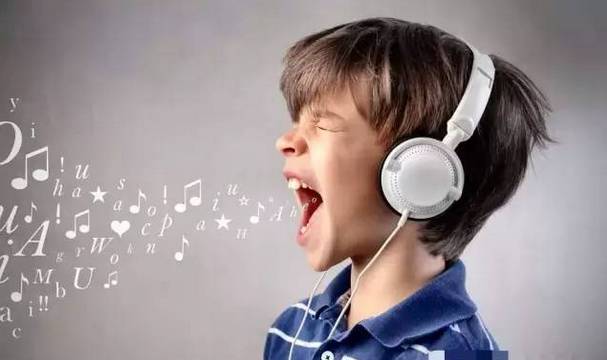 如何学会唱歌好听的方法,怎样才能学唱歌开嗓子