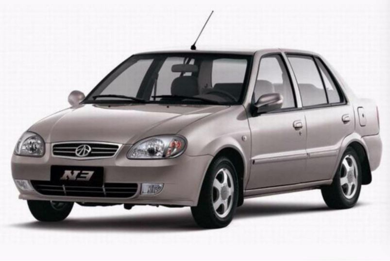 都说三缸抖为啥四缸有点抖,都说三缸发动机不好到底行不行