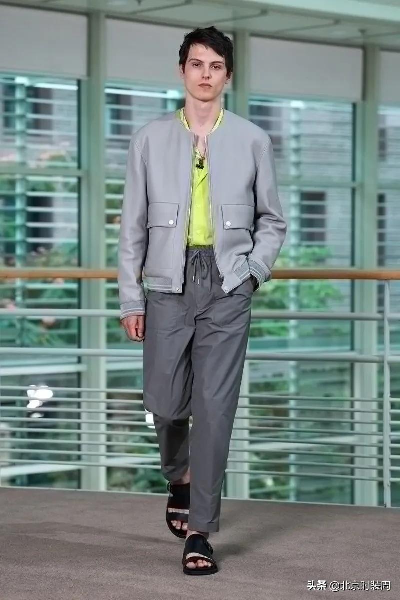 pantone公布的2020流行色,pantone发布2016流行色