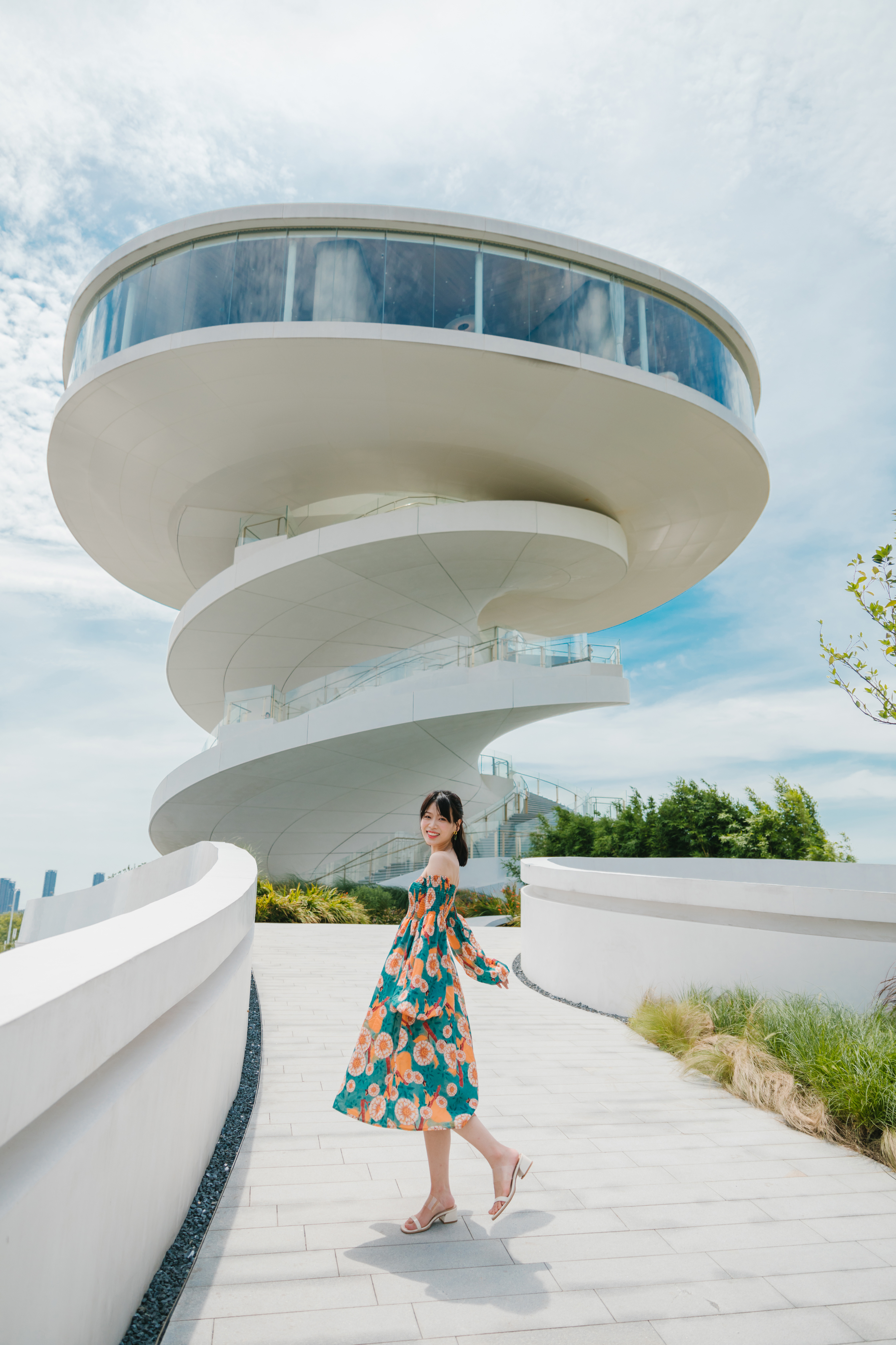 南昌之星摩天轮讲解,南昌之星摩天轮下面有什么玩