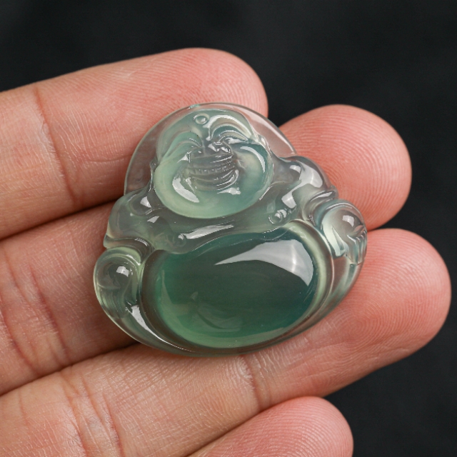 人养玉玉养人的寓意,人养玉玉养人什么意思