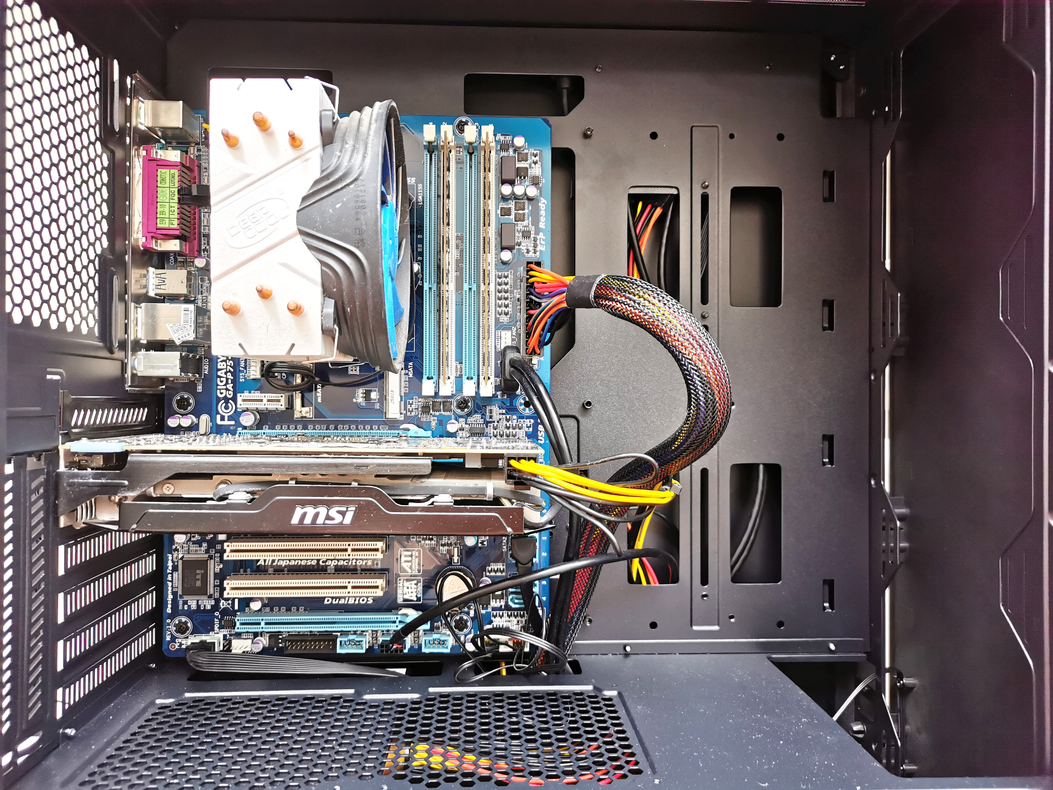 骨伽x70机箱,骨伽机箱x7