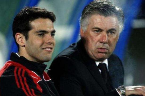 米兰用什么阵型最好,实况足球ac米兰圣诞树阵型