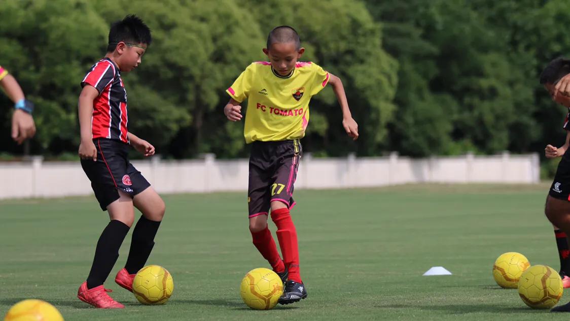 足球青训u6到u8段的训练,2018日本足球青训教学