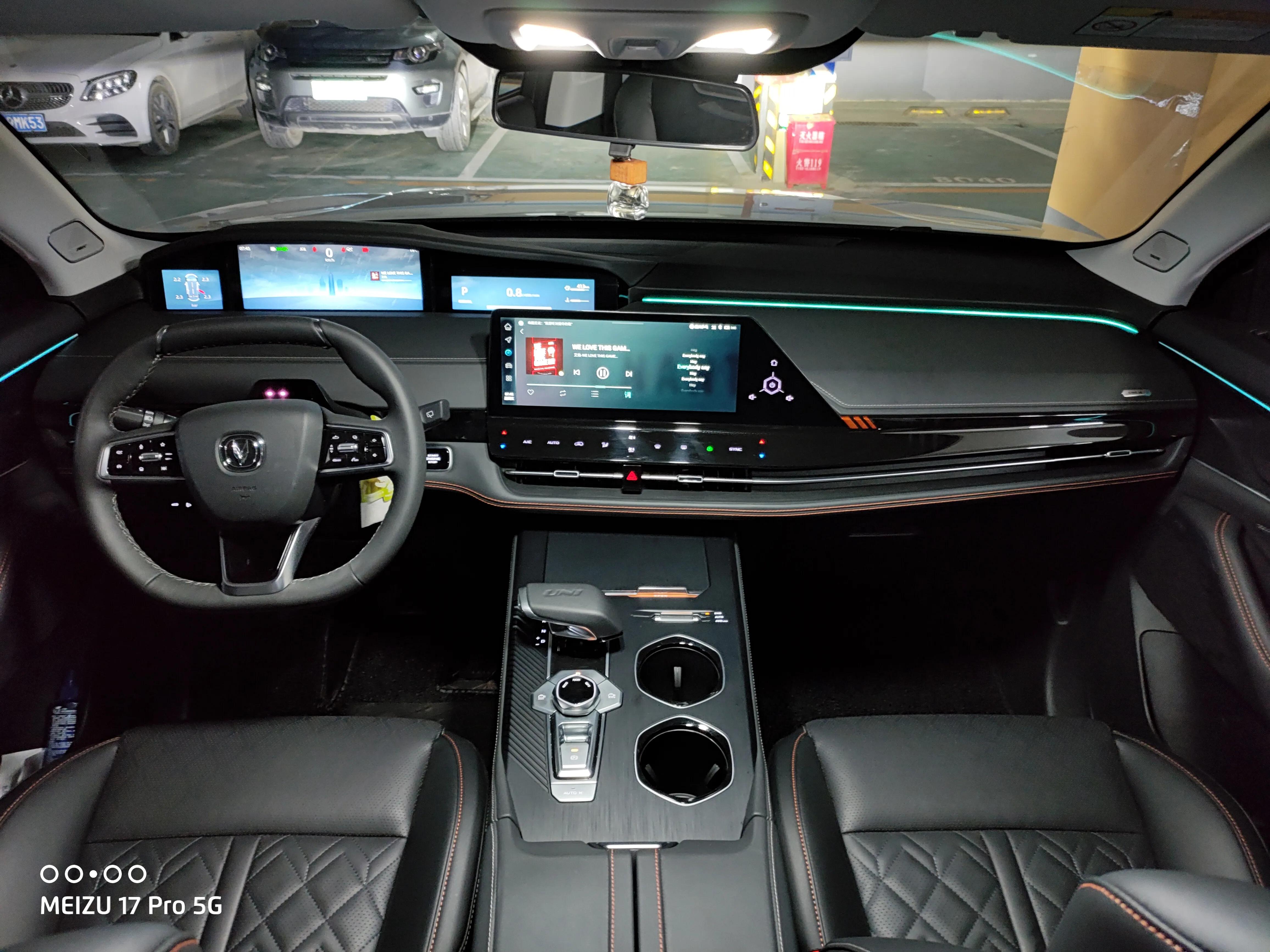 长安unik怎么样,长安uni-k两驱尊贵型