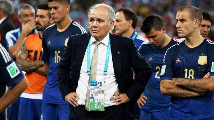 马拉多纳巅峰回顾,十年回顾马拉多纳