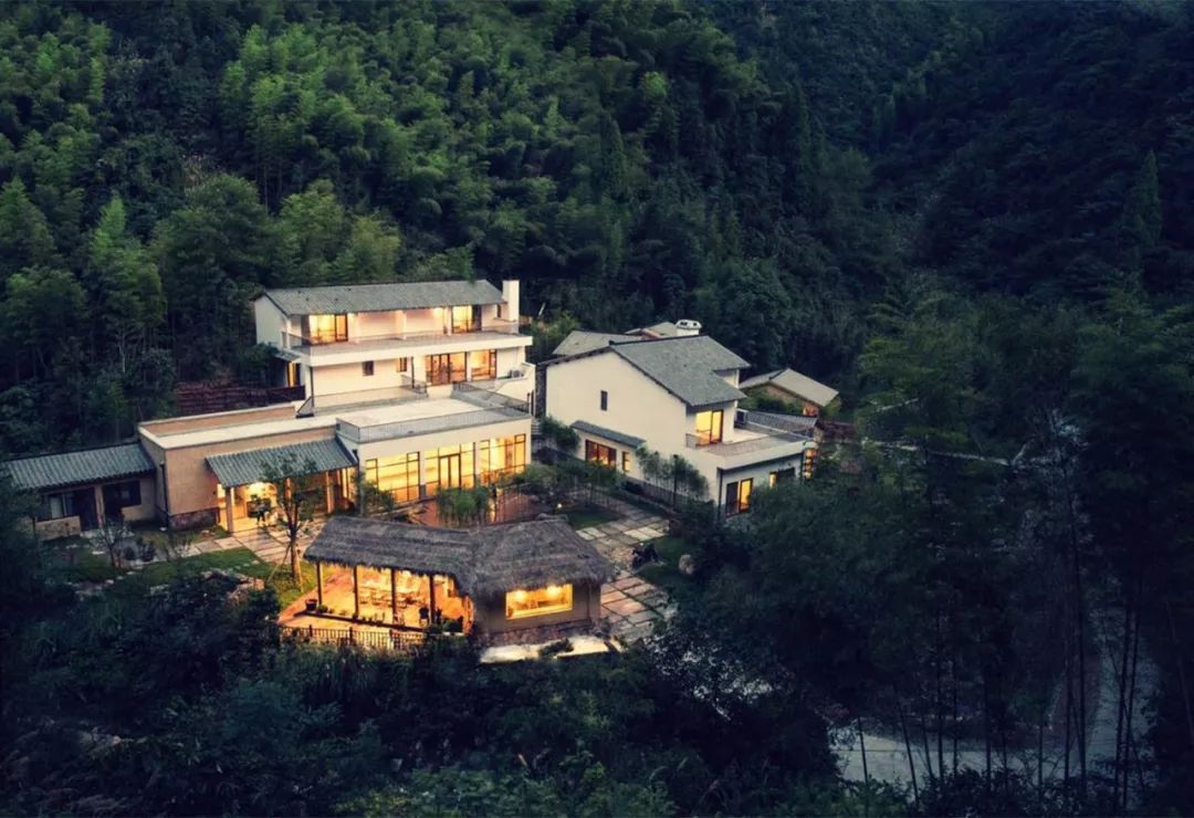 杭州大叔包下一座山谷造民宿,杭州高山樱花民宿