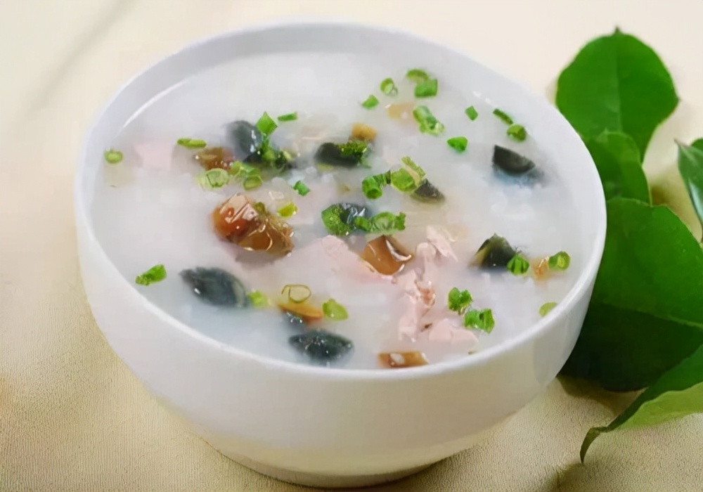 养宠小知识狗狗破皮了能洗澡吗,新手怎么护理狗狗