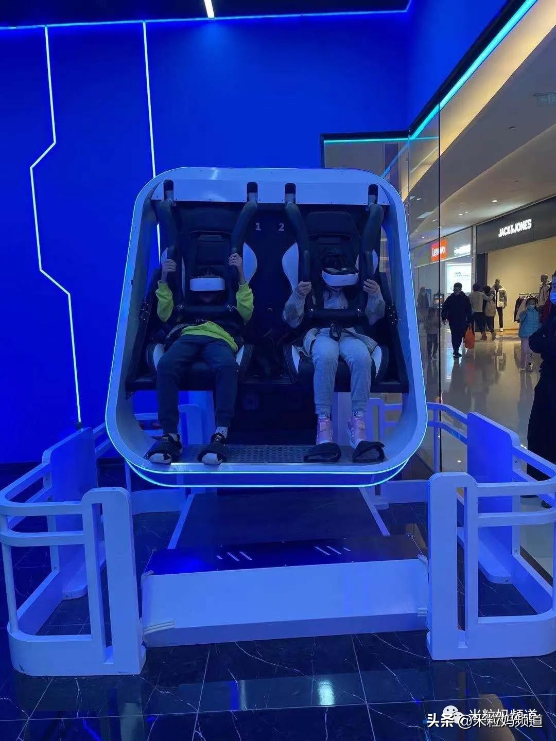 鍚嶆牎瀛﹂湼闈㈣瘯,鍥磋娓呭崕瀛﹂湼