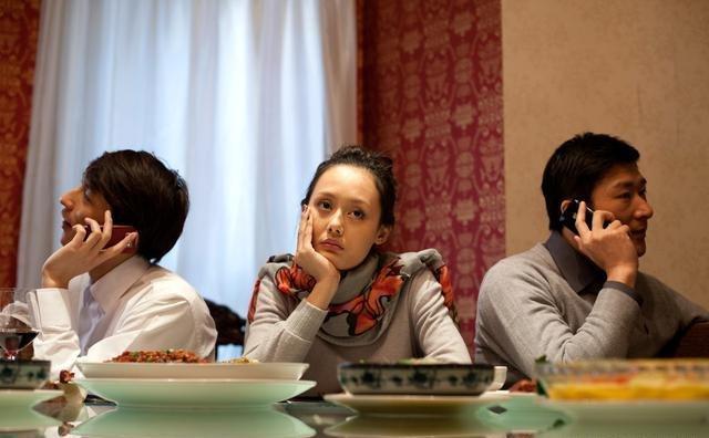 同学聚会遇到初恋怎么解决,婚后同学聚会遇到初恋该怎么办