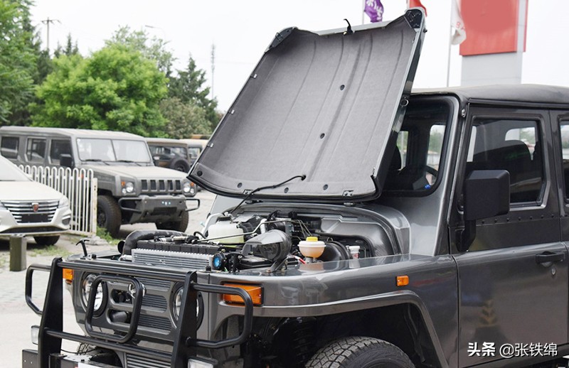 最新款北京212与老款比较,最新款北京212概念车帅到爆