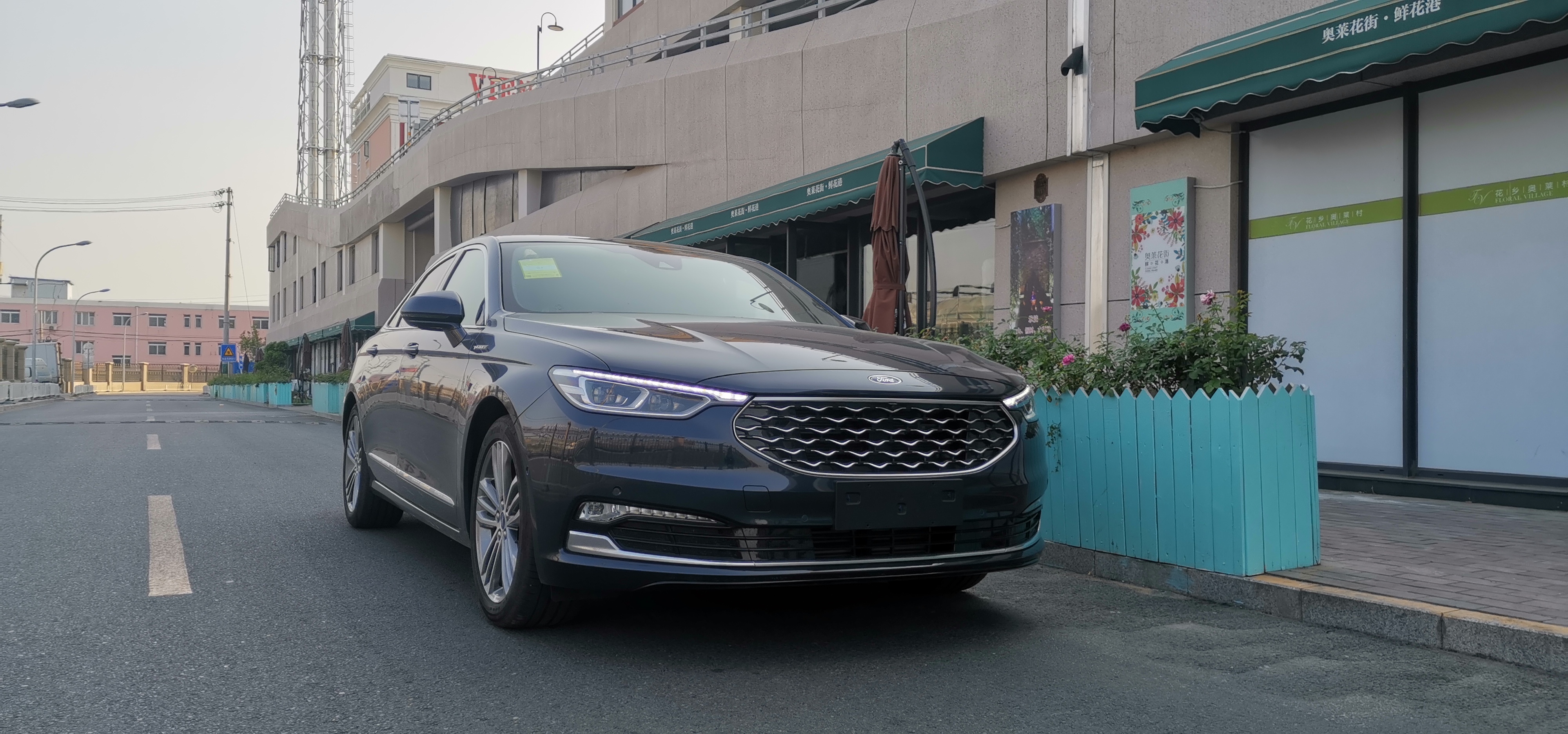 福特金牛座二手2.7t缺点,福特金牛座的特点和缺点