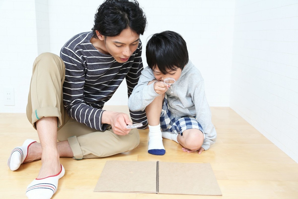 孩子特别黏妈妈胆小怎么办,孩子不听话总黏妈妈怎么办