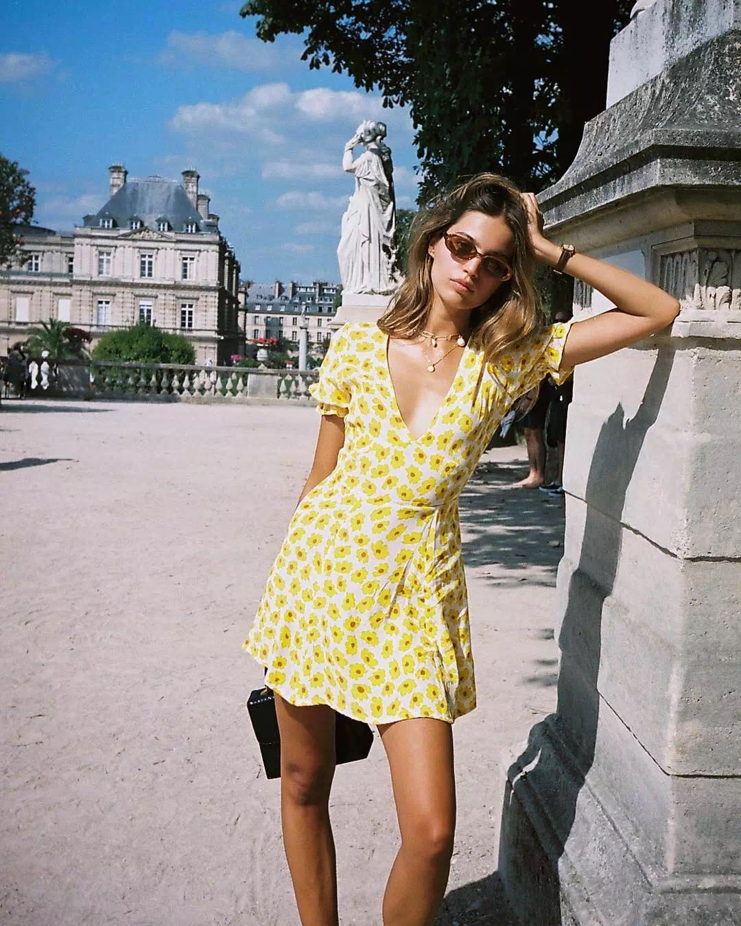 夏天出游穿碎花裙好看吗,春夏出游仙女碎花裙