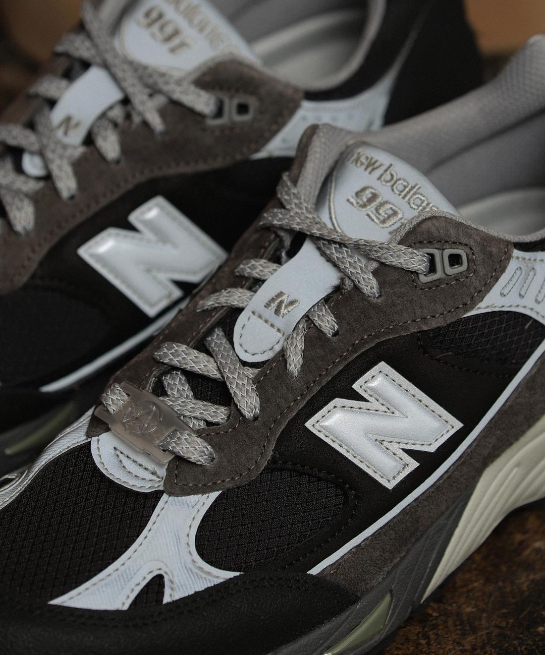 最近值得购买的好球鞋600左右,推荐一款球鞋价格适中