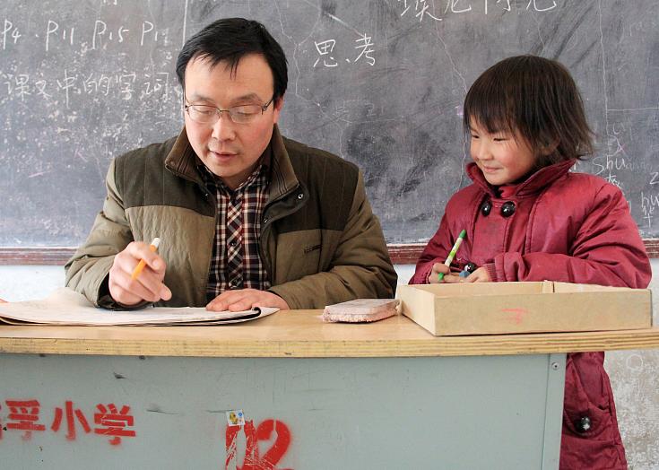 哪些省教师职称按教龄自然晋升,关于教师中级职称评定的最新规定