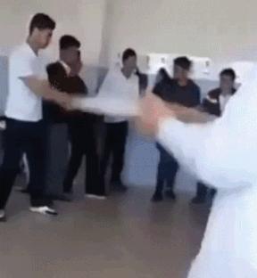 搞笑GIF段子：.我的小萝莉呢？你还我的小萝莉