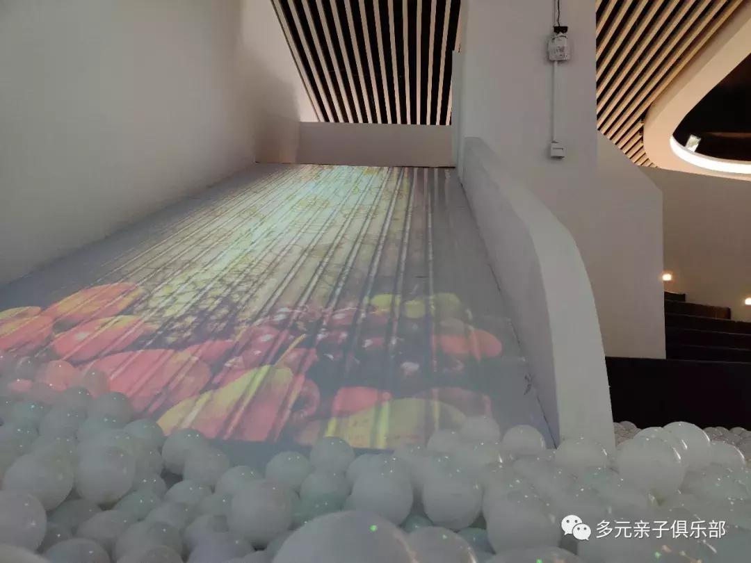 1大1小￥59.9！广州劲爆10000㎡摩天*公轮**园，藏着室内黑科技乐园