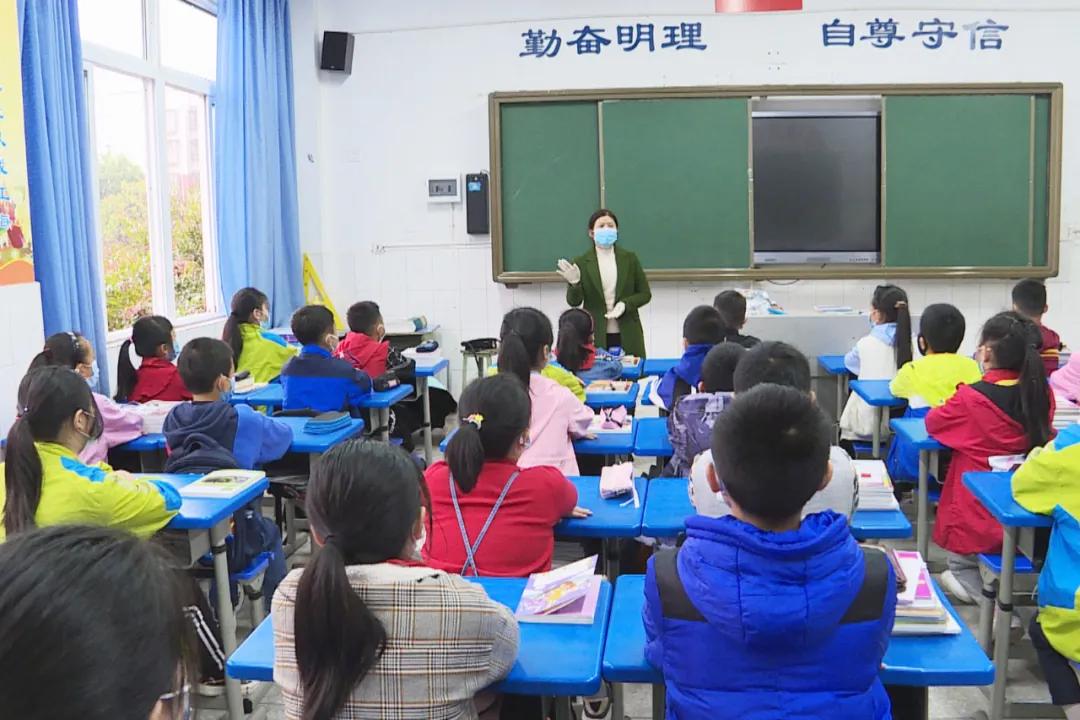 屏山县小学开学时间,清流县屏山小学开学时间