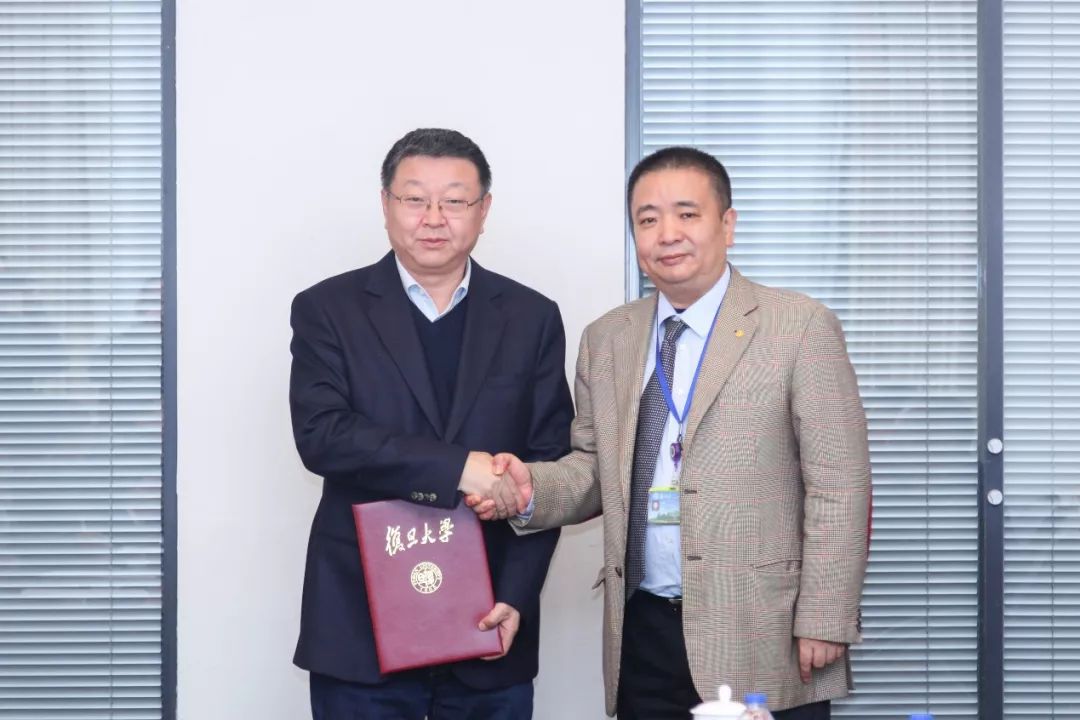 共建聚力！复旦大学-中国科学院苏州生物医学工程技术研究所战略合作协议签约仪式举行