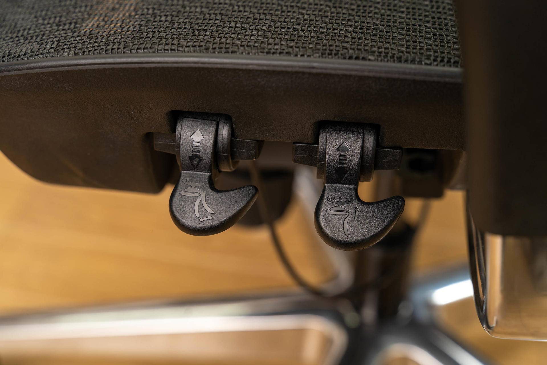 电脑椅选布的还是皮的,电脑椅选电竞椅还是人工椅