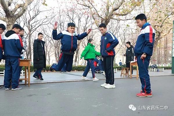 挑战极限成长生命——昌乐二中举行第十一届校园吉尼斯挑战赛
