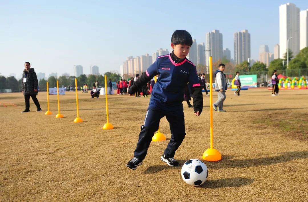 感受竞技魅力挥洒青春汗水,感受竞技的魅力