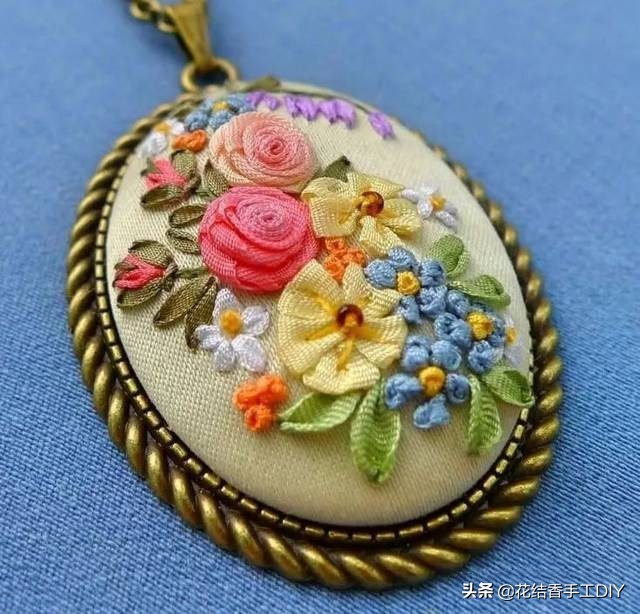简单的刺绣秒学会,简单做美丽项链