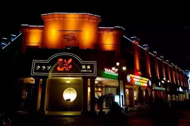 疯狂刷屏！夜晚24:00的上海街头，藏着另一幅面孔…