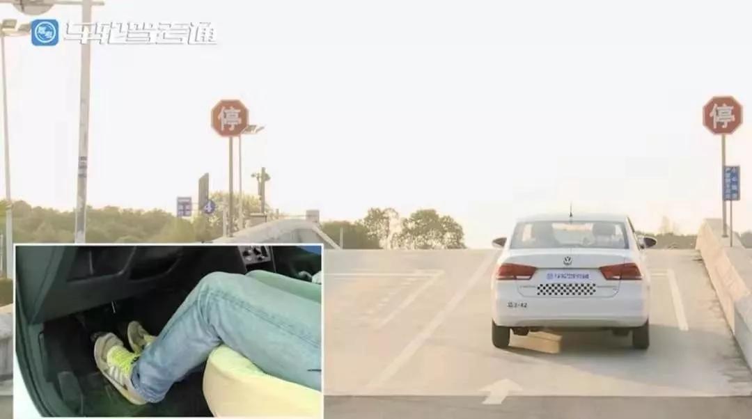 科二早打方向和晚打方向盘的情况,科二项目与项目的衔接怎么打方向