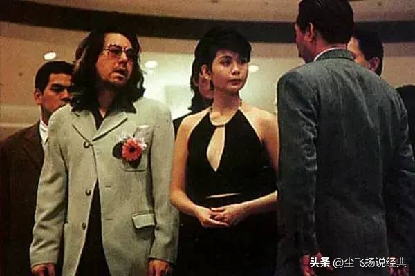 李连杰香港拍电影遭遇帮派,李连杰被抢劫电影