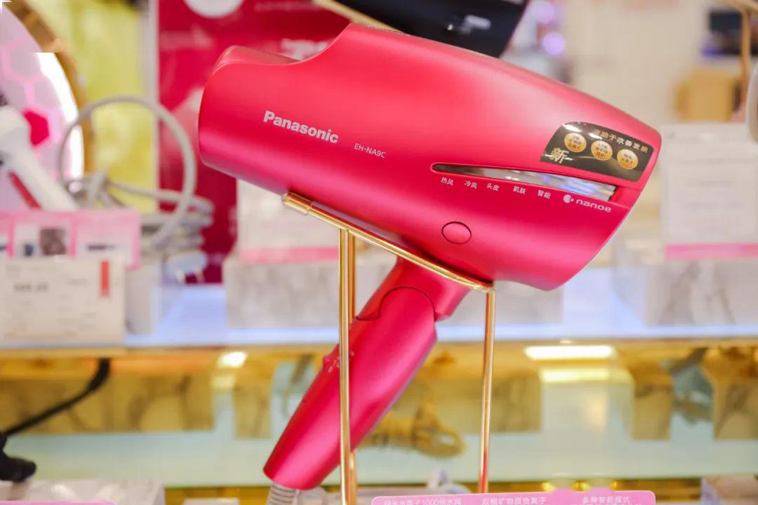 不看血亏！5.9折的克拉钻、买正装送正装的YSL，成都就这儿有