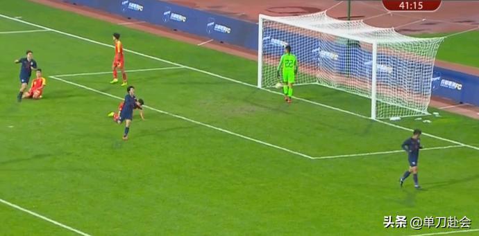 耻辱！国青5防3被打爆，泰国踢出巴萨式配合，10秒4脚传递破门