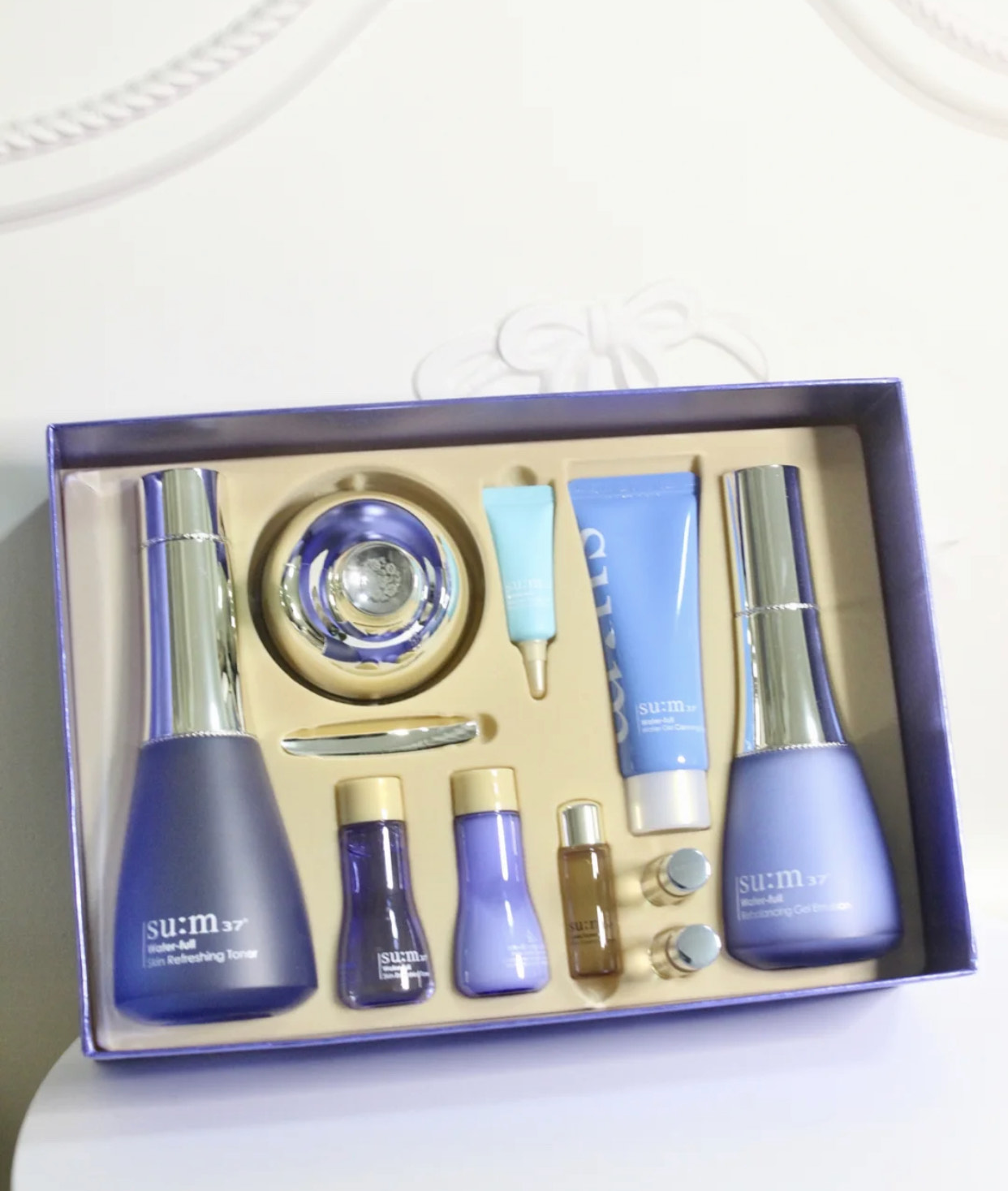 适合学生党的护肤套装不油腻,颐莲屏障修护保湿霜