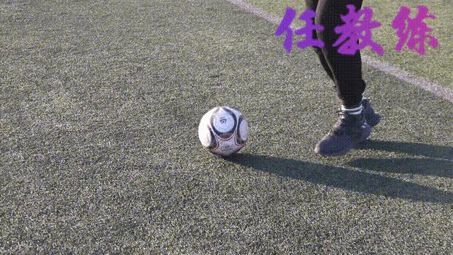 足球绕杆中考标准动作视频示范,中考体育足球绕杆技巧及训练方法