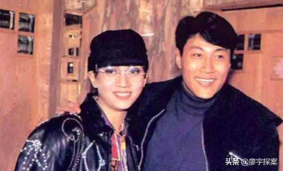 谁是挚爱谁是挚友？看她在生命中的最后一场演唱会唱了谁的歌？