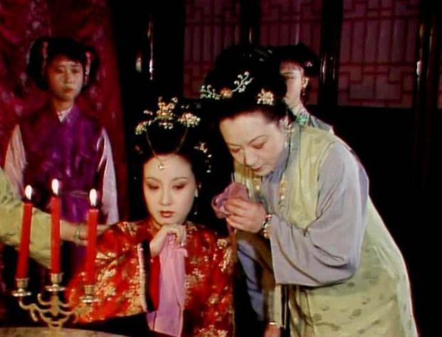 抄检大观园，一场长房与二房之间的内斗！