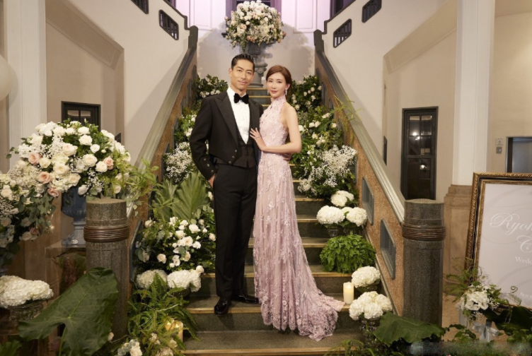 黑泽良平和林志玲相差几岁,黑泽良身材